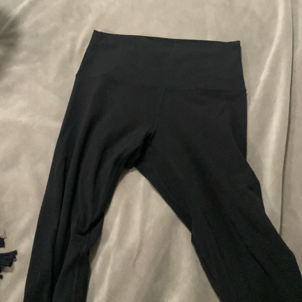 Lululemon capris S? Super soft black - Picture 2 of 4